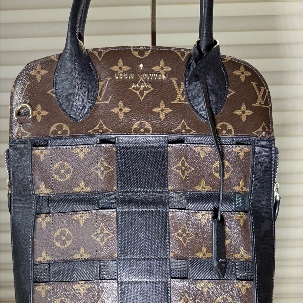 Louis Vuitton Tressage Tote - Picture 2 of 13
